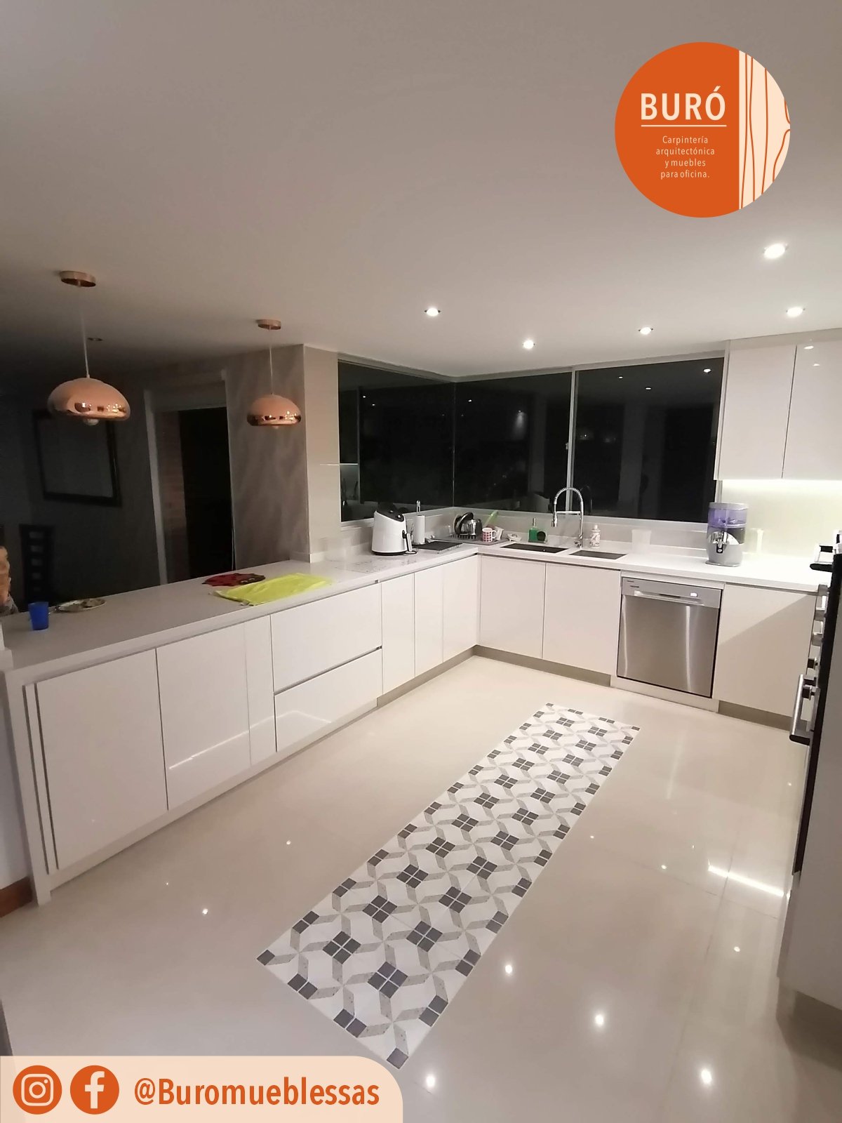 Cocina en U 0.3.jpg